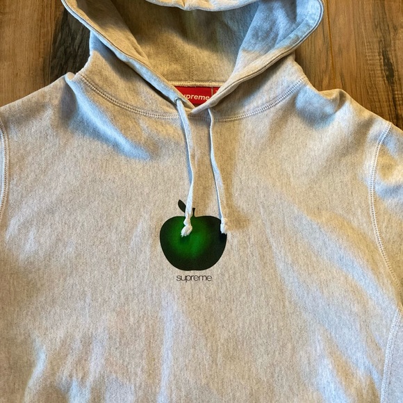 Supreme Other - 🎶SUPREME Apple Logo Sweatshirt